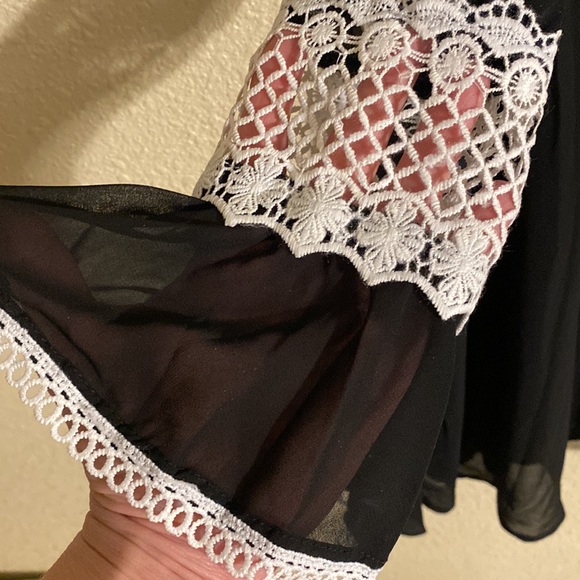 Black Dress with White Lace Cutout Sections Size 10 - Picture 12 of 13